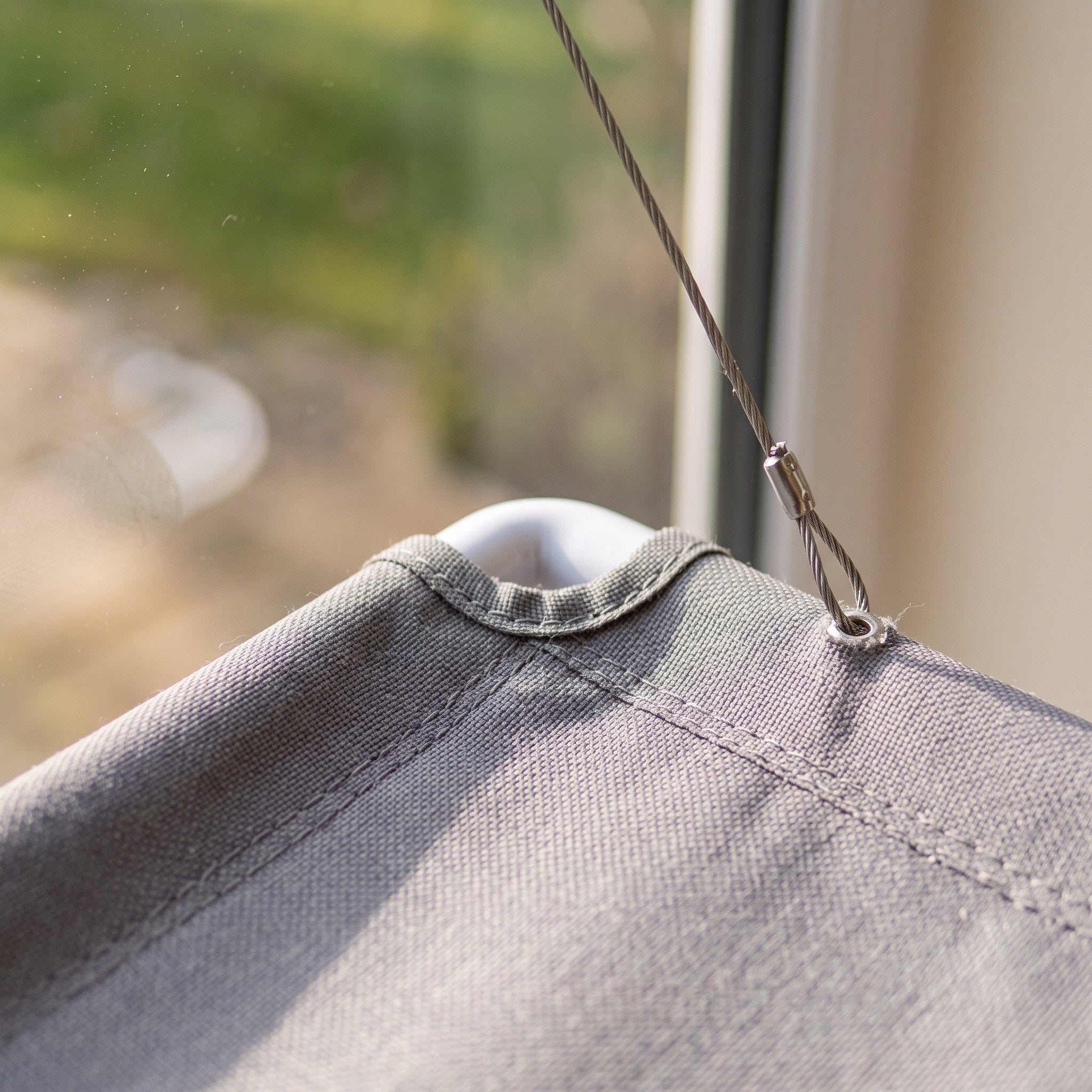 Oxford Weave, Stitched Sleeve And Wire Connection